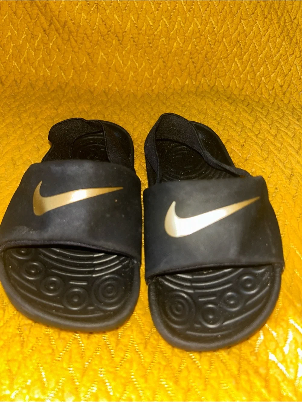 Nike Kids Navy Slide Sandals with Metallic Silver Swoosh